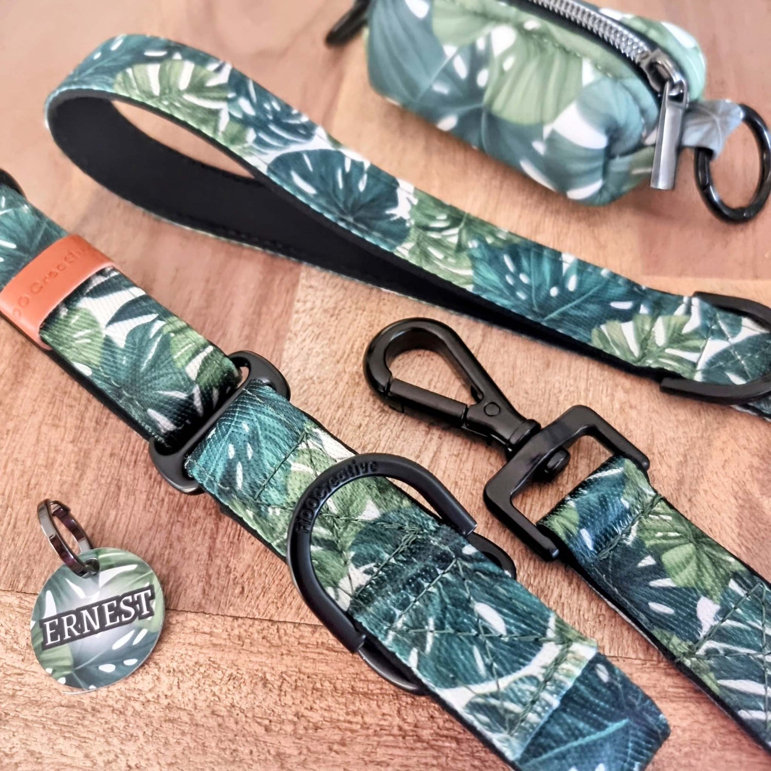 Monstera leaf martingale collar and leash set