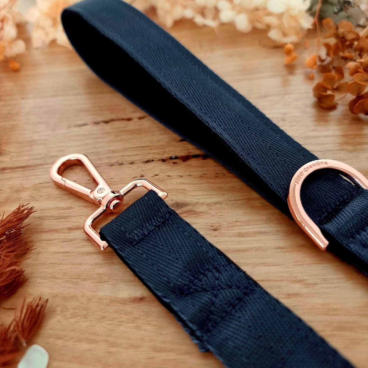 Black dog leash with neoprene-padded handle 