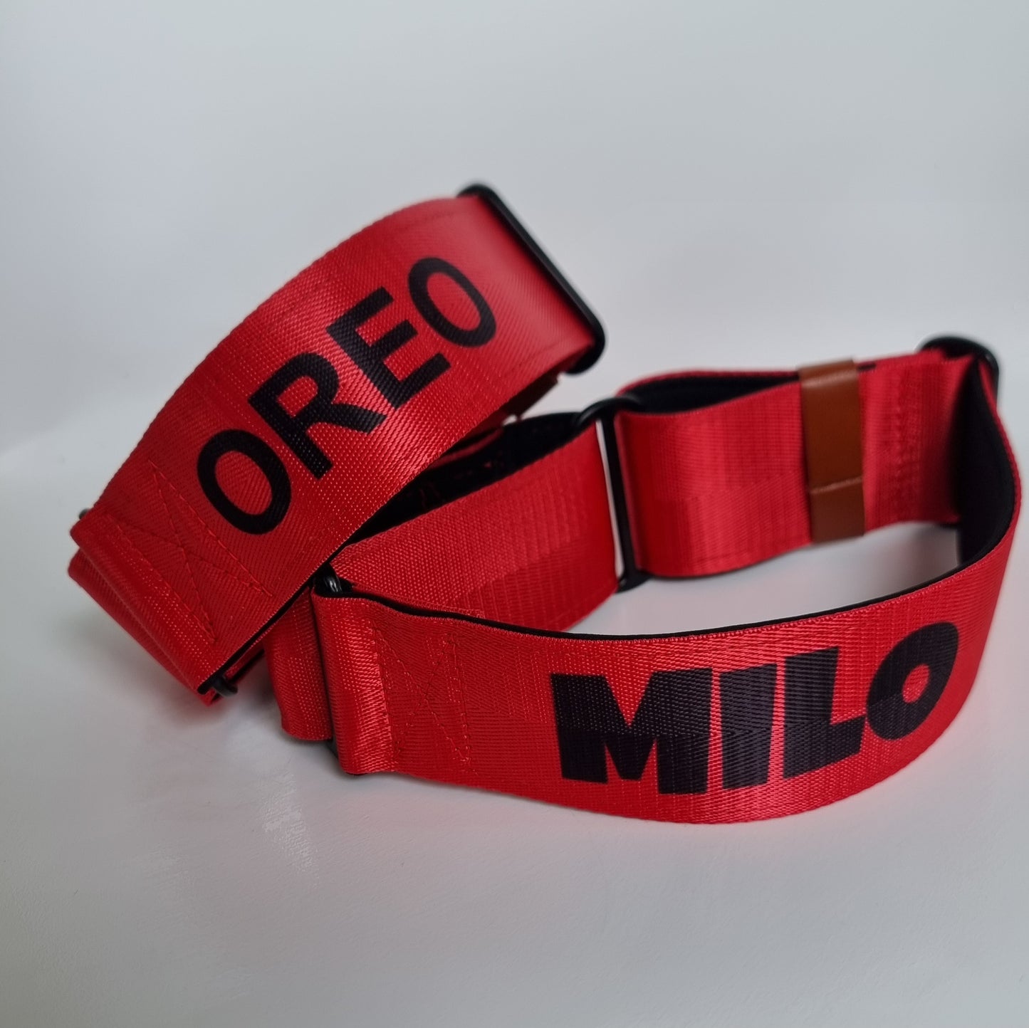 Red Dog Collar with Neoprene Padding & Tactical Buckle – Optional personalised Name