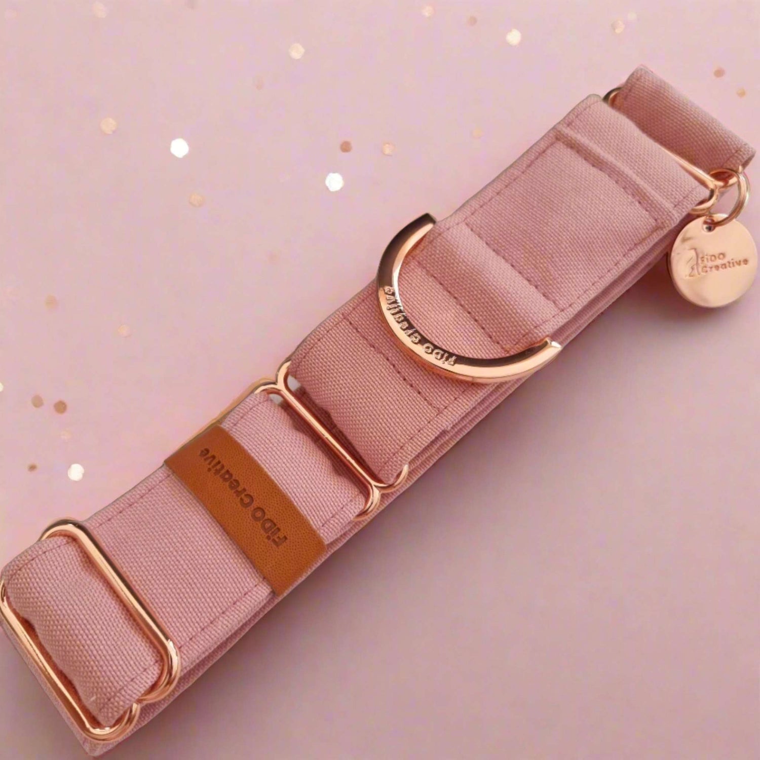 Light pink dog collar